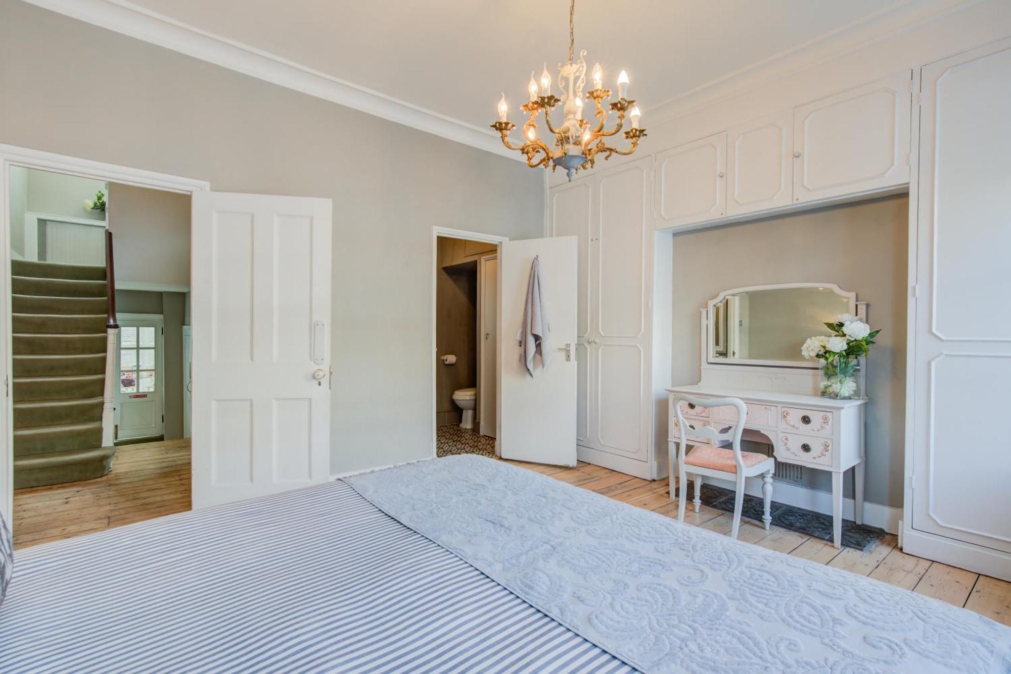 Victoria Belgravia Townhouse *